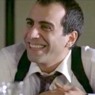 Eşcinsel sahneye sansür!