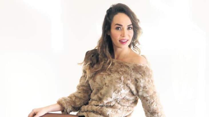 Esra Ronabar Kırmızı Oda dizisinin kadrosuna konuk oluyor!