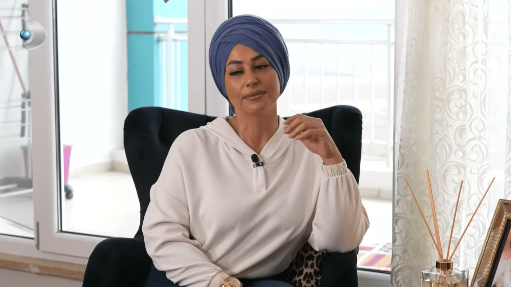 'Esra Şef' Evrim Akın'la ev gezmesi programına konuk oldu! Esra Şefin hayat hikayesi ağlattı...
