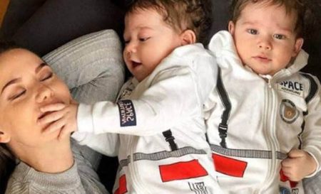 Fahriye Evcen ve Burak Özçivit'in oğlu Karan Özçivit sosyal medyada ilgi çekti!