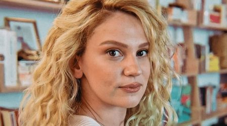 Farah Zeynep Abdullah’tan yeni imaj! Farah Zeynep Abdullah'tan yeni imaj!