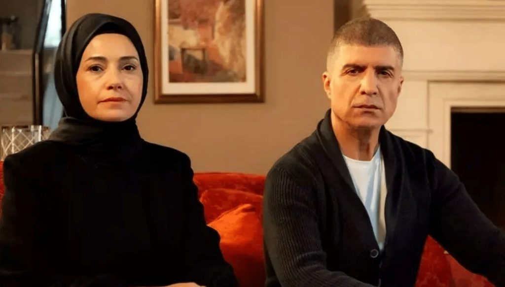 Faruk Turgut Darülaceze’nin “Kızıl Goncalar”ı iptal gerekçesini açıkladı Faruk Turgut Darülaceze’nin "Kızıl Goncalar"ı iptal gerekçesini açıkladı