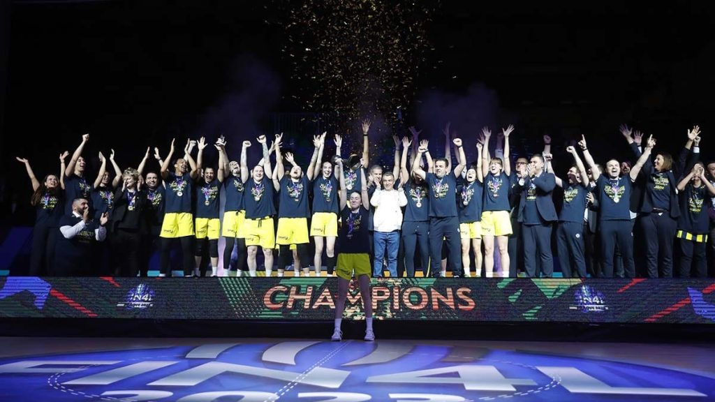 Fenerbahçe Kadın Basketbol Takımı