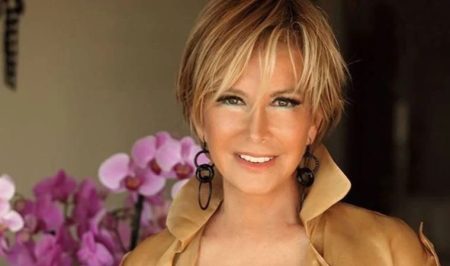 Filiz Akın'ın kulağı kesildi! 2. kez ameliyat oldu...