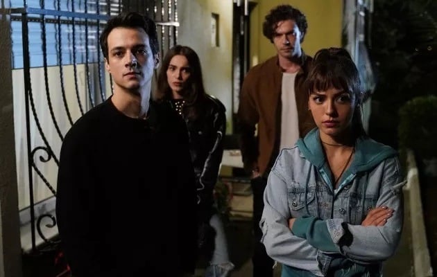 FOX'tan Darmaduman'a gün ayarı! Dizi reyting kurbanı mı oldu?