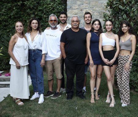 FOX'un merakla beklenen yeni dizisi "Yabani" sete çıktı! Dizi ne zaman yayınlanacak?