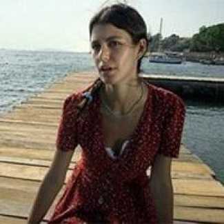 Fransız sevgilinin adı Cesar