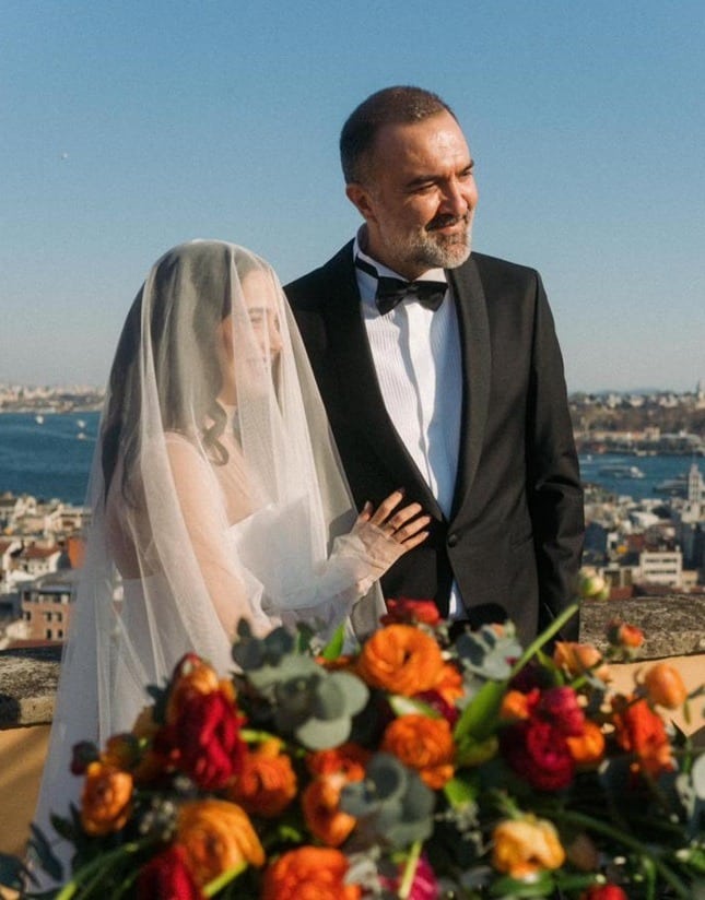 Funda Eryiğit ve Berkun Oya evlendi!