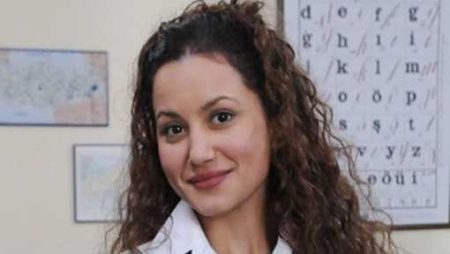 Genç oyuncu Yıldız Asyalı'ya hapis cezası!