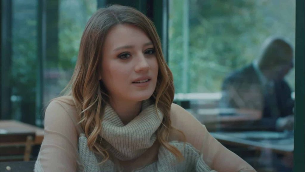 Gizem Karaca artık Kara Sevda'lı