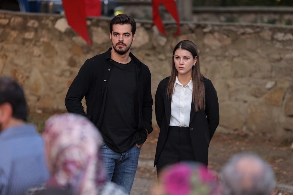Gönül Dağı 111. Bölümde 29 Ekim heyecanı yaşandı! Selma ve Taner'in ilişkisini tüm kasaba öğrendi!
