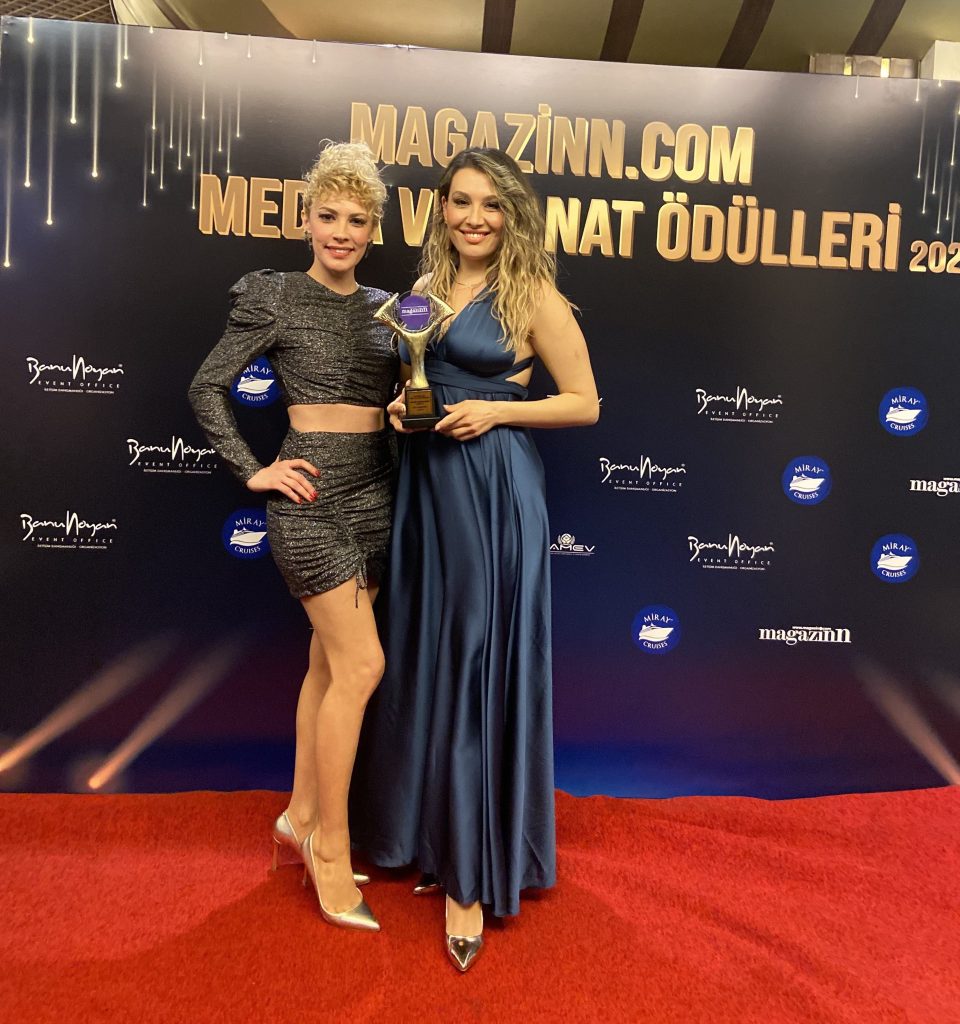 ‘Güldür Güldür Show’a en iyi komedi dizisi ödülü!