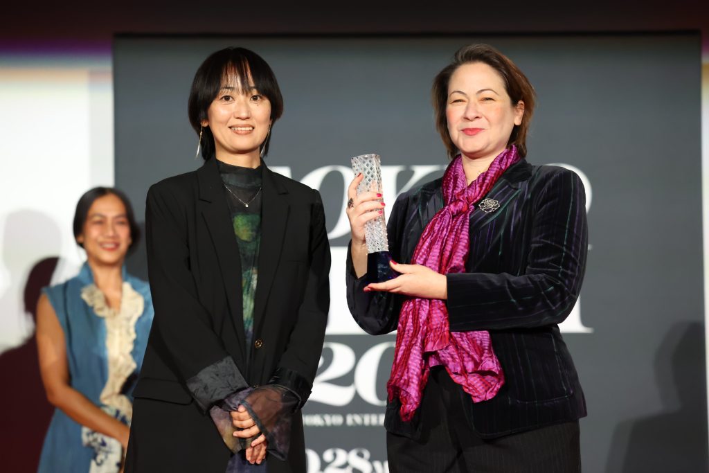 “Gündüz Apollon Gece Athena” Tokyo Film Festivali’nden en iyi film ödülüyle dönüyor!