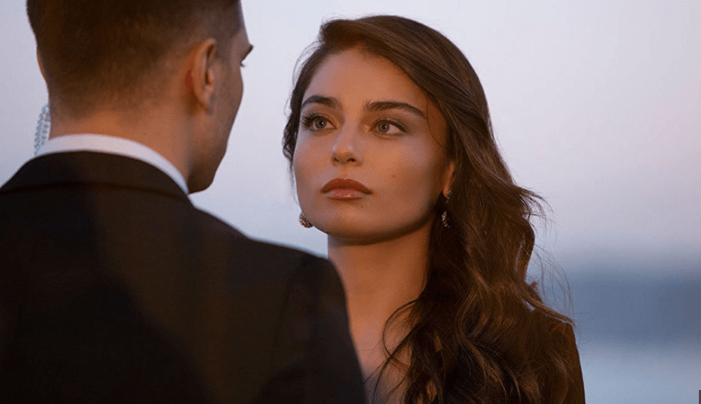 Hakan: Muhafız'ın Leyla'sı Ayça Ayşin Turan IMDb listesinde rekor kırdı!