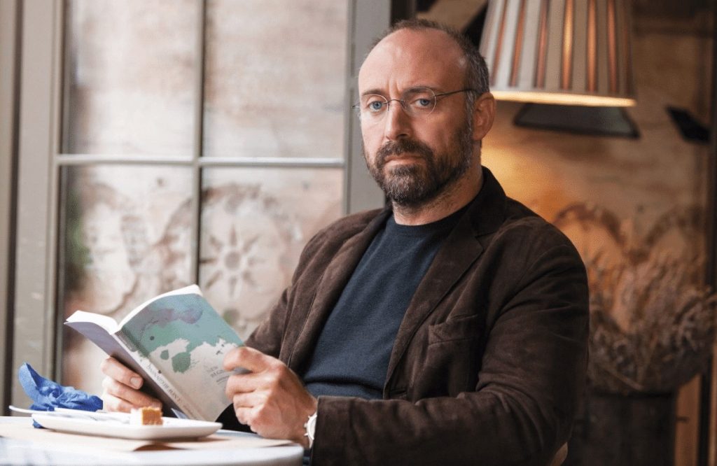 Halit Ergenç iğne ipliğe döndü Halit Ergenç iğne ipliğe döndü