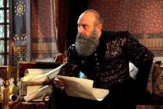 Halit Ergenç'in başı dertte! Doktora başvurdu!