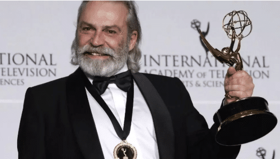 Haluk Bilginer Şeref Bey dizisi ile yeniden setlere dönüyor!