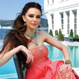 Hande Ataizi ameliyata alındı