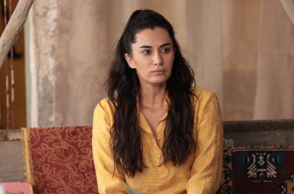 Hande Doğandemir 49 filmindeki rolüyle seyirciyi bir hayli şaşırtacak!