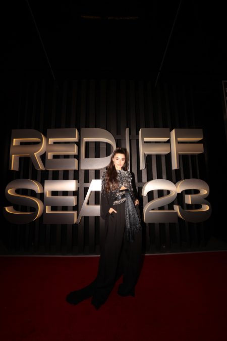 Hande Erçel Kızıldeniz Uluslararası Film Festivali'nde!