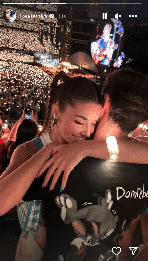 Hande Erçel ve Hakan Sabancı çiftinden ilk paylaşım! Hande Erçel ve Hakan Sabancı çiftinden ilk paylaşım!
