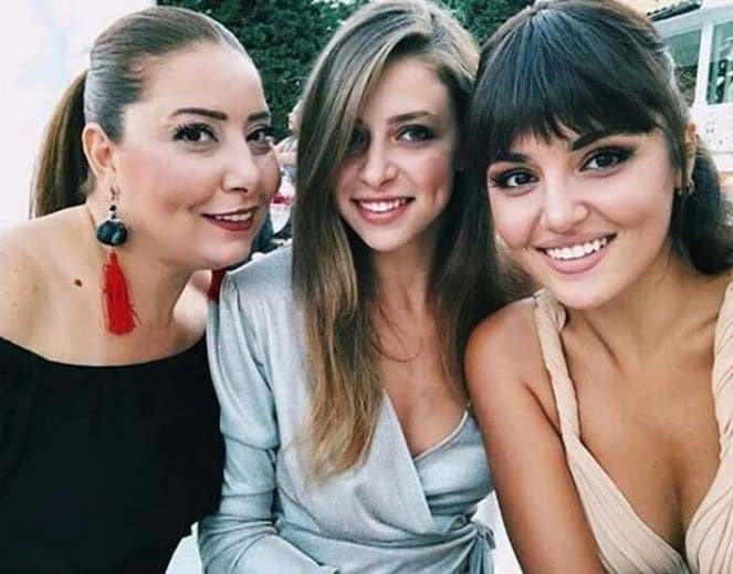 Hande Erçel'den duygusal paylaşım!