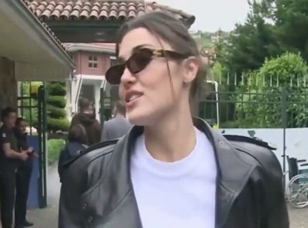 Hande Erçel'den Hakan Sabancı savunması: "Rahatsız edici!"