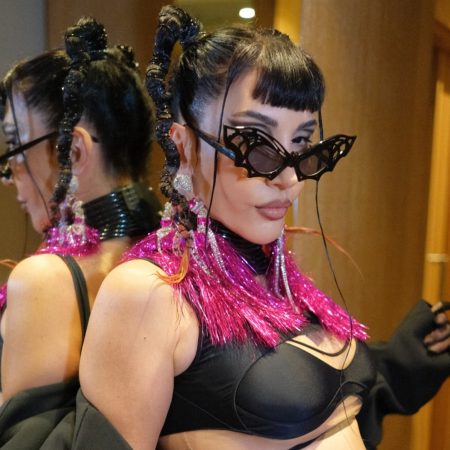 Hande Yener'den 'çıplaklık' tepkisi!