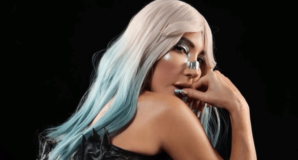 Hande Yener’den dikkat çeken karar! Hande Yener'den dikkat çeken karar!
