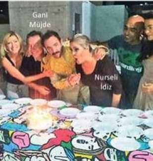 Harem’de doğum günü sürprizi Harem'de doğum günü sürprizi