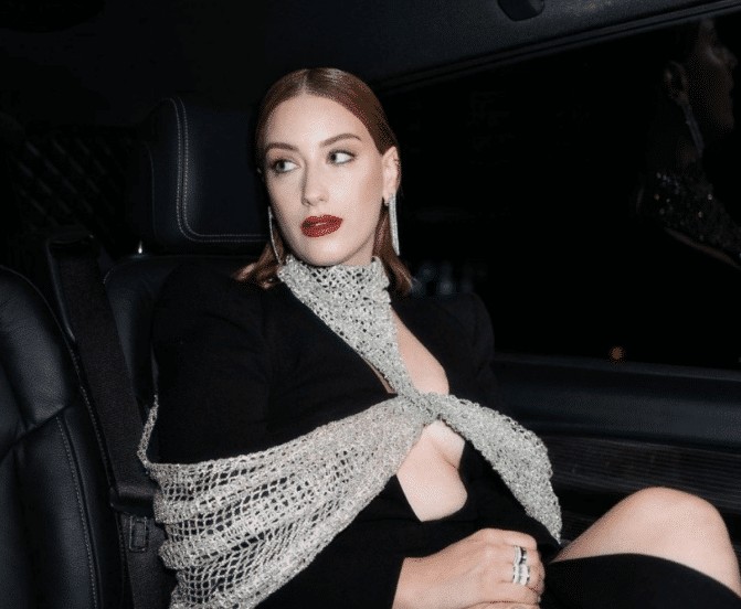 Hazal Kaya imaj tazeledi Hazal Kaya imaj tazeledi
