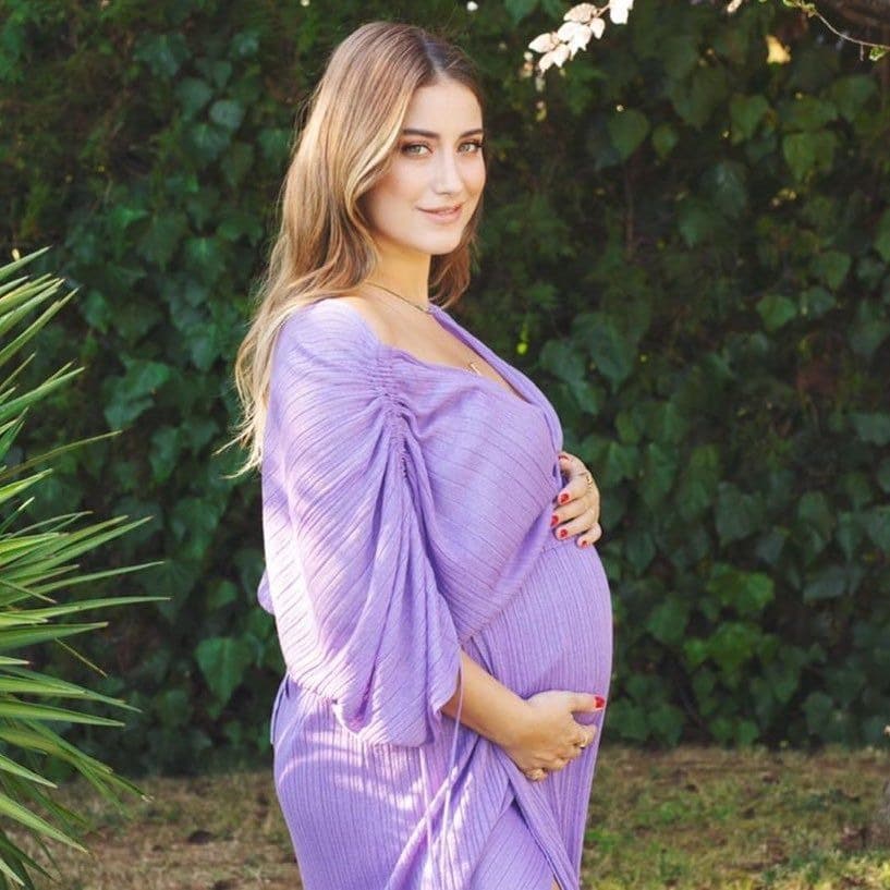 Hazal Kaya: "Sandık başında süt sağacağımı düşünmezdim!"
