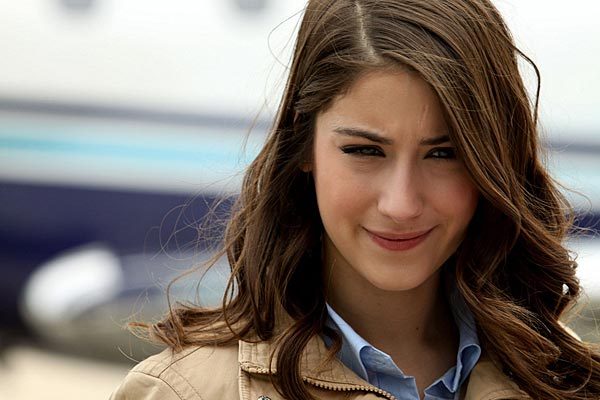 Hazal Kaya