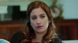 Hazal Kaya'nın ücreti artıyor!