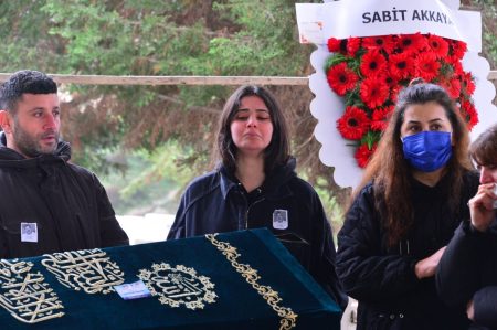 Helin Kandemir'in babasına vedası!