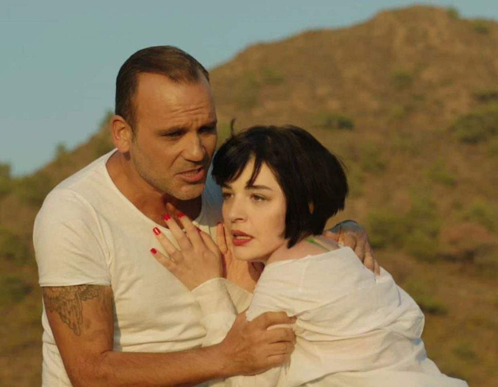 Her şey dahil filminin vizyon tarihi belli oldu! İşte ilk teaser!