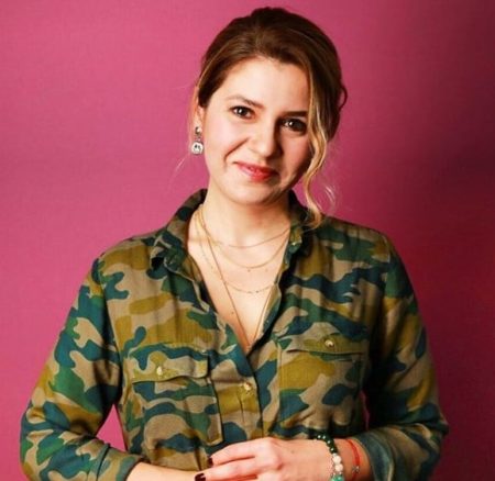 Hizmetçiler Hacer (Selen Domaç) kimdir?