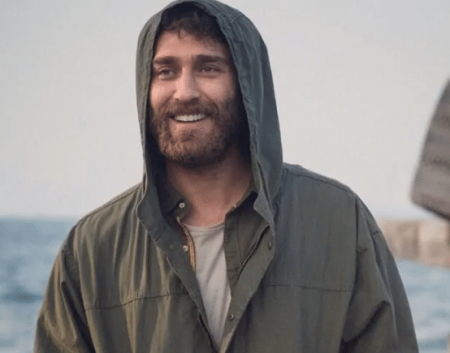 Hizmetçiler Yiğit (Seçkin Özdemir) kimdir?