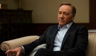 House of Cards'a 3. sezon onayı geldi!