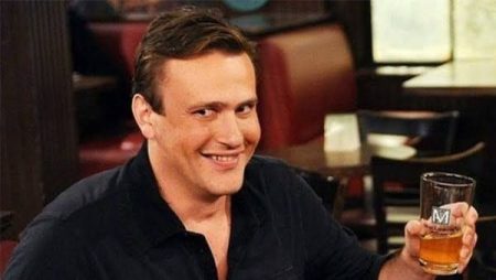 How I Met Your Mother'ın Marshall'ı Jason Segel Los Angeles Lakers dizisinin kadrosunda!