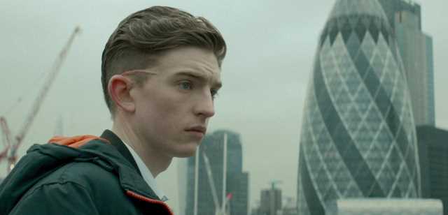 iBOY'un fragmanı görücüye çıktı!