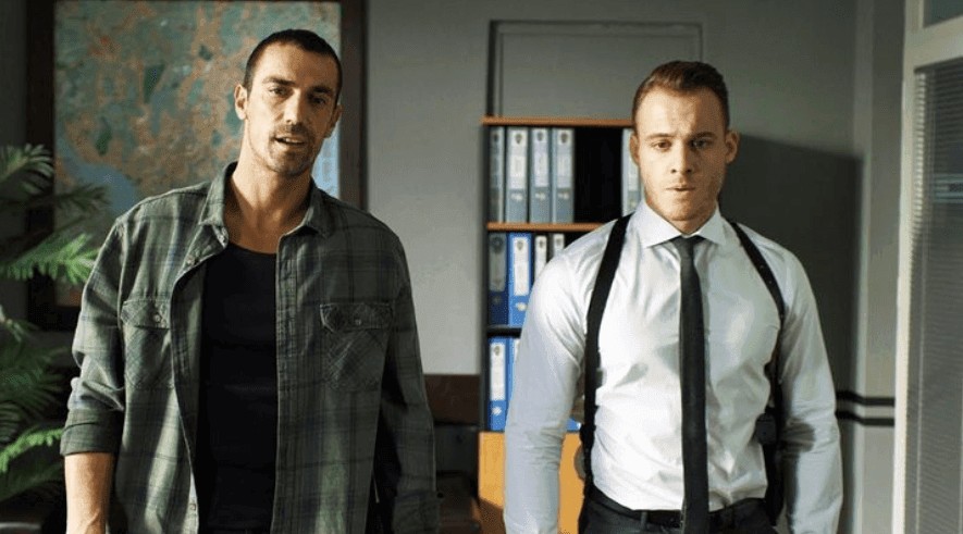 İbrahim Çelikkol ve Kerem Bürsin’in dizisi Muhteşem İkili dizisinin yayın günü değişti! İbrahim Çelikkol ve Kerem Bürsin'in dizisi Muhteşem İkili dizisinin yayın günü değişti!