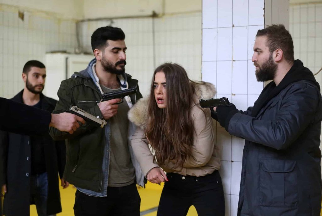 İçerde 17. Bölümde şok şok! Melek Coşkun'un elinde!