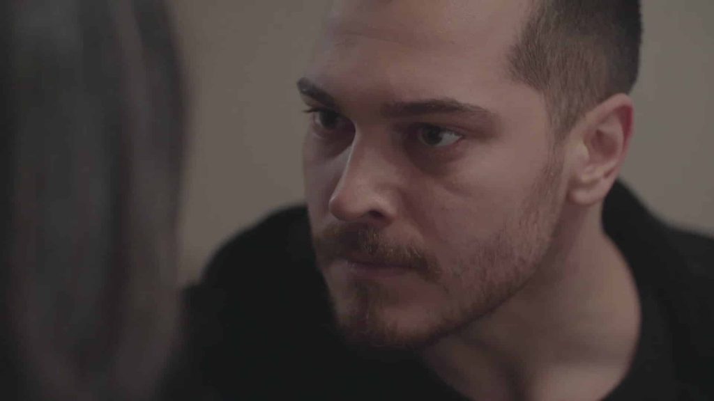 İçerde 20. bölümde Sarp kaçtı Mert kovaladı