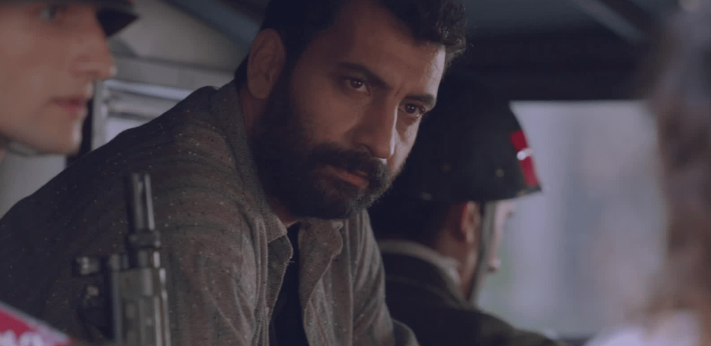 “İki Gözüm Ahmet: Sürgün" filminden yeni afiş yayınlandı