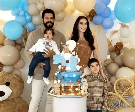 İkinci villayı da aldılar