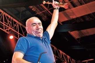 İlyas Salman'dan çarpıcı ödül açıklaması!
