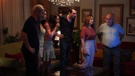 İnci Taneleri 18. Bölümüyle yeni sezona zirvede başladı! Azem ve Cihan'a hain bir saldırı yapıldı!