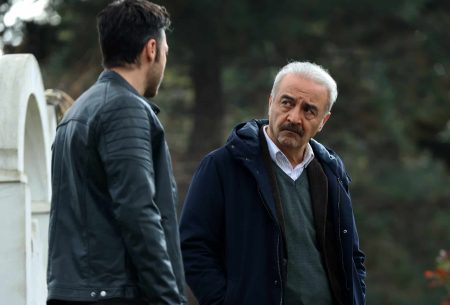 İnci Taneleri 9. Bölümde Cihan esir alındı! Piraye’nin gördüğü gerçekler aklını bir kere daha karıştırdı!