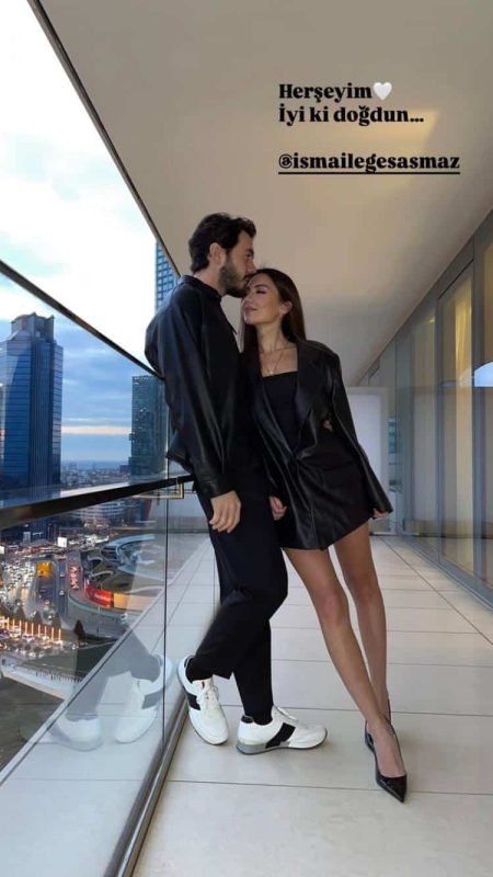 İsmail Ege Şaşmaz'ın eşinden romantik sözler!
